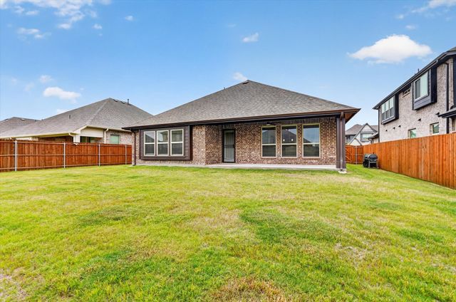 326 Atlas Cedar Drive, Glenn Heights, TX 75154