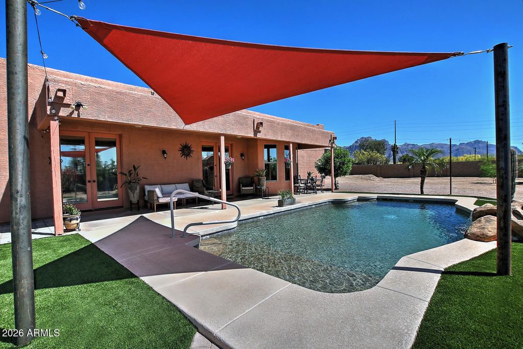 1111 E SUPERSTITION Boulevard, Apache Junction, AZ 85119 — photo 4