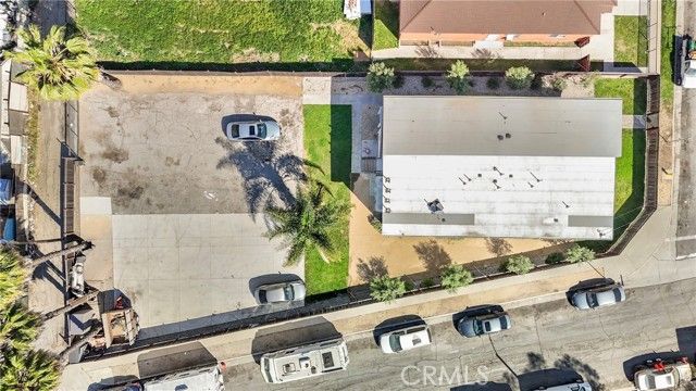 11513 Berendo, Los Angeles, CA 90044