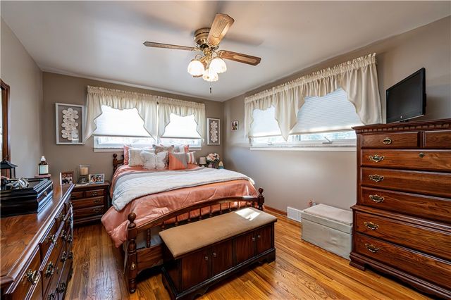 120 Everest Dr, North Huntingdon, PA 15642