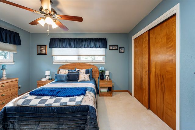 120 Everest Dr, North Huntingdon, PA 15642