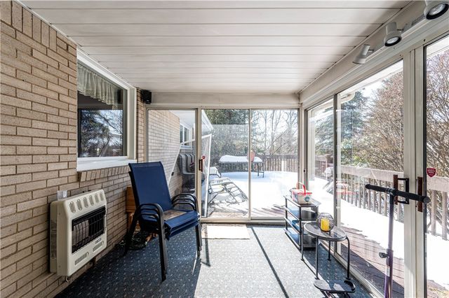 120 Everest Dr, North Huntingdon, PA 15642