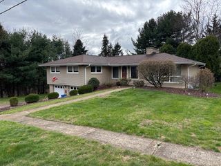 120 Everest Dr, North Huntingdon, PA 15642