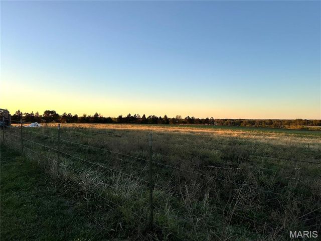 13475 Maries Road 449, Vichy, MO 65580