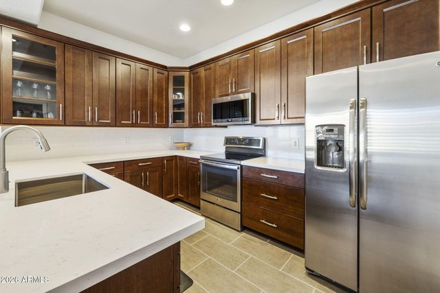 19475 N GRAYHAWK Drive 2086, Scottsdale, AZ 85255