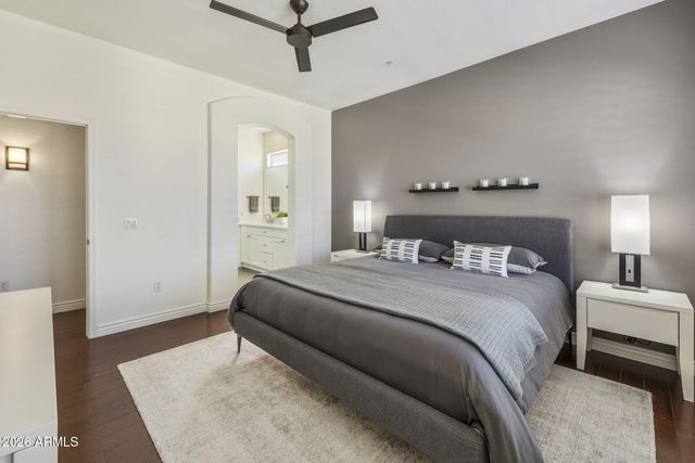 19475 N GRAYHAWK Drive 2086, Scottsdale, AZ 85255