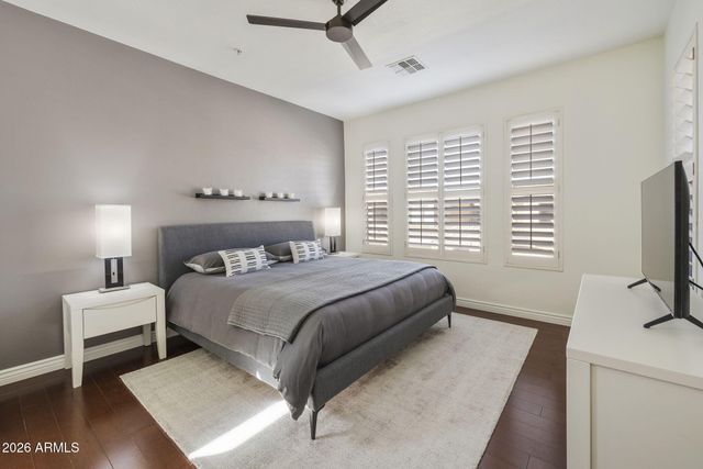 19475 N GRAYHAWK Drive 2086, Scottsdale, AZ 85255