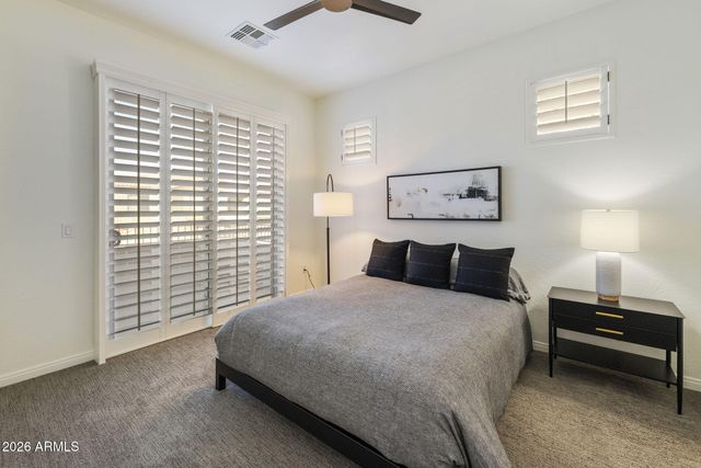 19475 N GRAYHAWK Drive 2086, Scottsdale, AZ 85255