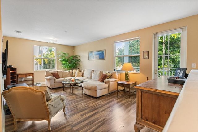 403 SW 13th Terrace 403, Fort Lauderdale, FL 33312