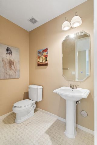 403 SW 13th Terrace 403, Fort Lauderdale, FL 33312