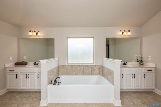 7623 Addison Drive, Huntsville, AL 35806