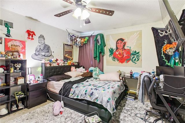 326 Gregory Drive, Gower, MO 64454