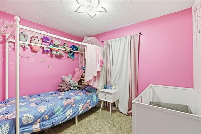 326 Gregory Drive, Gower, MO 64454