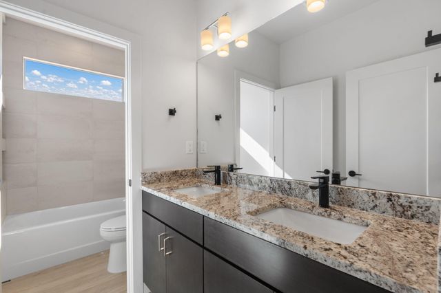 2527 Box Lake Drive NE, Rio Rancho, NM 87144