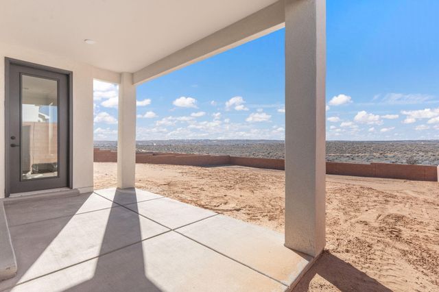 2527 Box Lake Drive NE, Rio Rancho, NM 87144