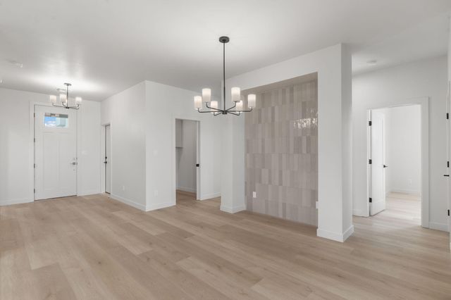 2527 Box Lake Drive NE, Rio Rancho, NM 87144