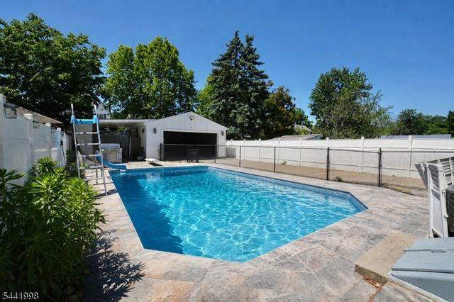 11 Insley Ave, Rutherford Boro, NJ 07070