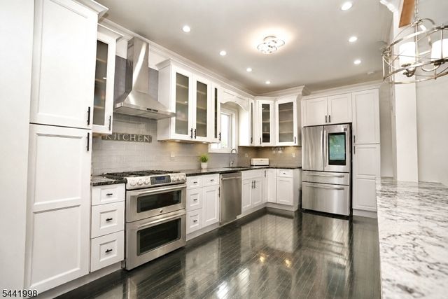 11 Insley Ave, Rutherford Boro, NJ 07070