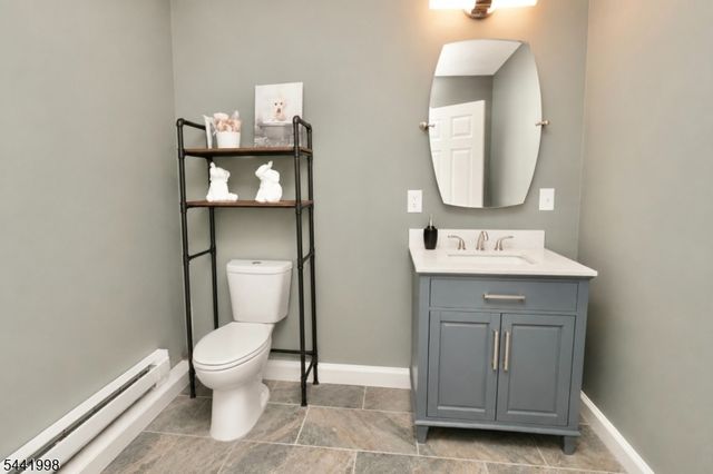 11 Insley Ave, Rutherford Boro, NJ 07070