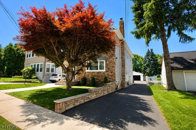 11 Insley Ave, Rutherford Boro, NJ 07070