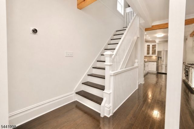 11 Insley Ave, Rutherford Boro, NJ 07070