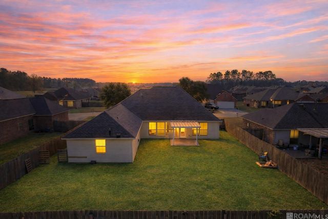 12925 Bonnie Bleu Dr, Denham Springs, LA 70726