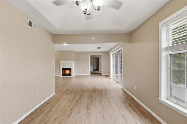 1305 NW Village Drive C, Blue Springs, MO 64015