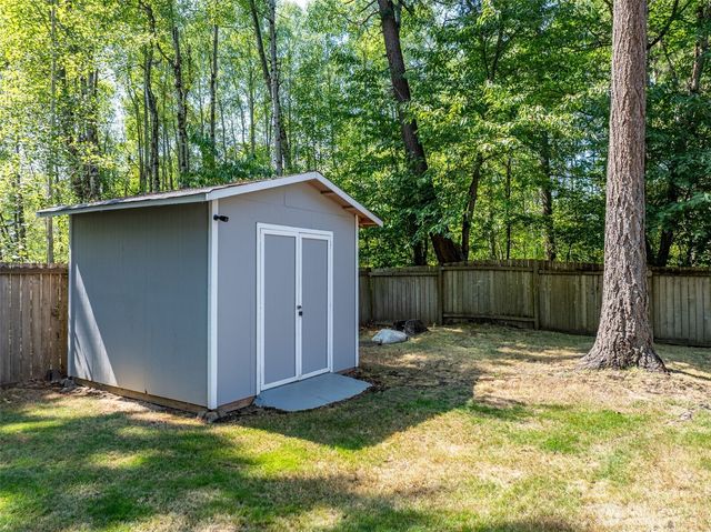 826 126th Street Ct E, Tacoma, WA 98445