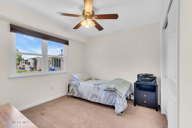 2 Utah Drive 143, Matawan, NJ 07747