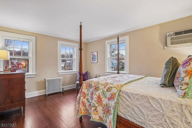 48 Kendal Ave, Maplewood Twp., NJ 07040