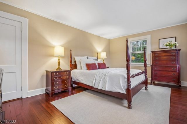 48 Kendal Ave, Maplewood Twp., NJ 07040