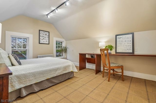 48 Kendal Ave, Maplewood Twp., NJ 07040