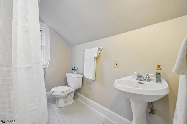 48 Kendal Ave, Maplewood Twp., NJ 07040