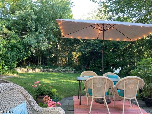 48 Kendal Ave, Maplewood Twp., NJ 07040