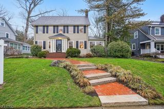 48 Kendal Ave, Maplewood Twp., NJ 07040