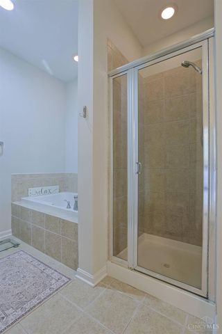 1704 Harmon Drive, Wyoming, OH 45215