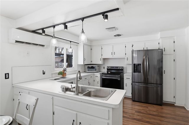 2128 West Jefferson Road, Pittsford, NY 14534