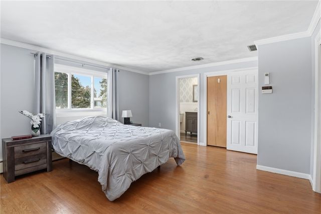 2128 West Jefferson Road, Pittsford, NY 14534