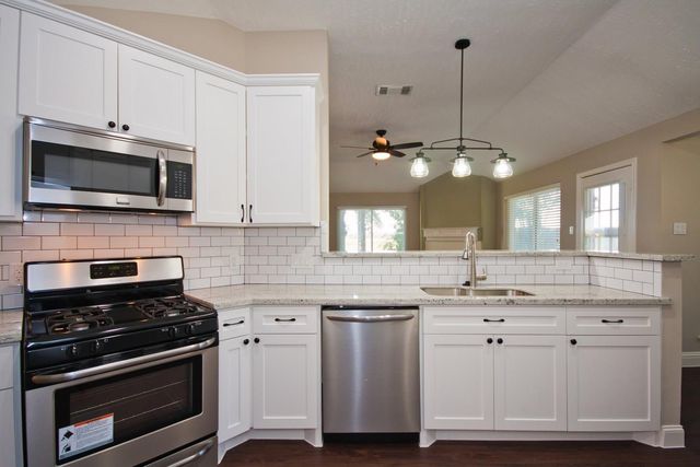 2410 Decker Park Court, Richmond, TX 77406