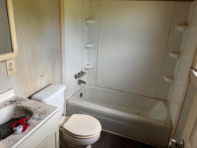7863 Overhills Road, Spring Lake, NC 28390