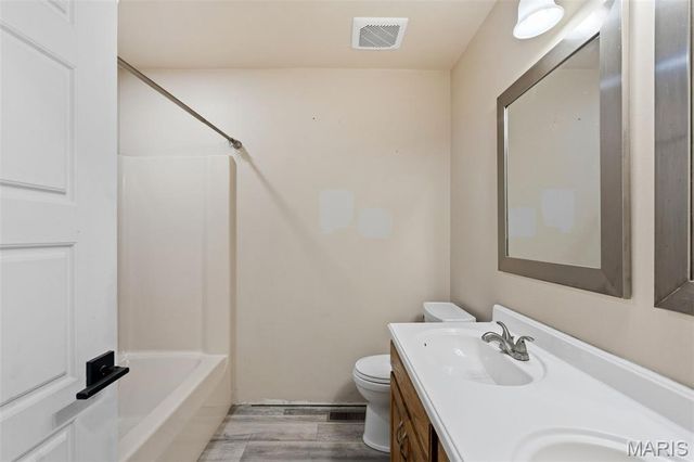 143 Willow Creek Road, Union, MO 63084