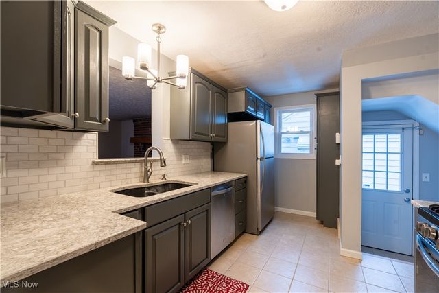 1856 17th Street, Cuyahoga Falls, OH 44223