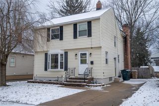 1856 17th Street, Cuyahoga Falls, OH 44223