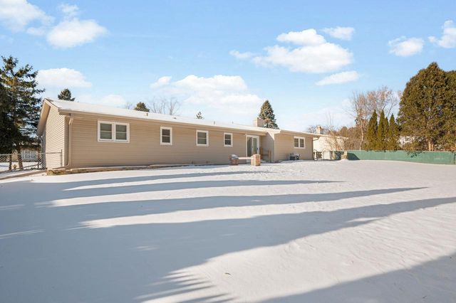 3641 N Main STREET, Racine, WI 53402