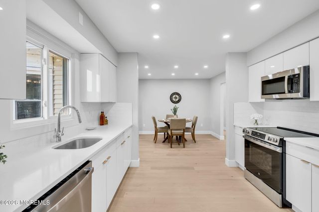 160 Berkeley Drive, Brick, NJ 08724