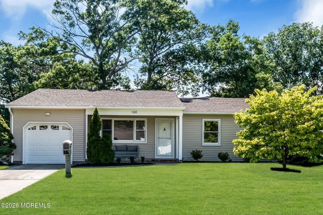 160 Berkeley Drive, Brick, NJ 08724