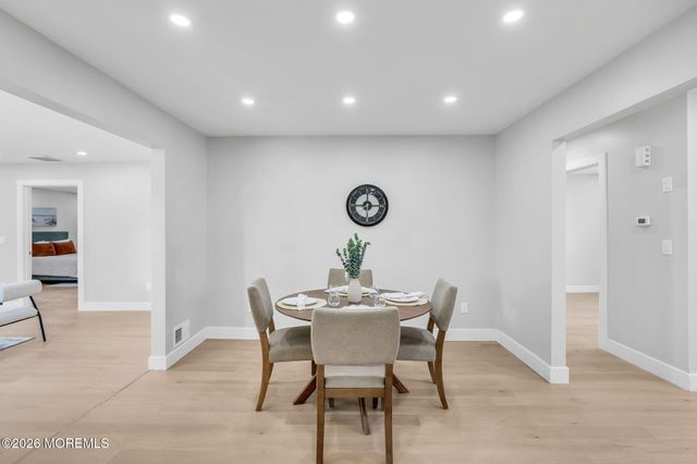 160 Berkeley Drive, Brick, NJ 08724