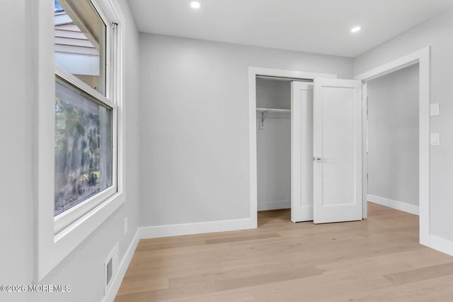 160 Berkeley Drive, Brick, NJ 08724
