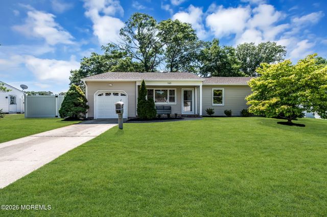 160 Berkeley Drive, Brick, NJ 08724
