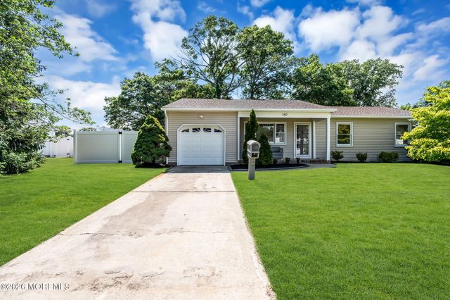 160 Berkeley Drive, Brick, NJ 08724